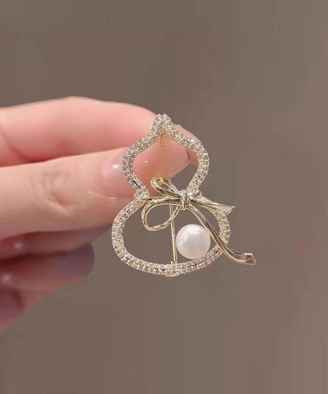 Chic Gold Alloy Zircon Pearl Gourd Brooches