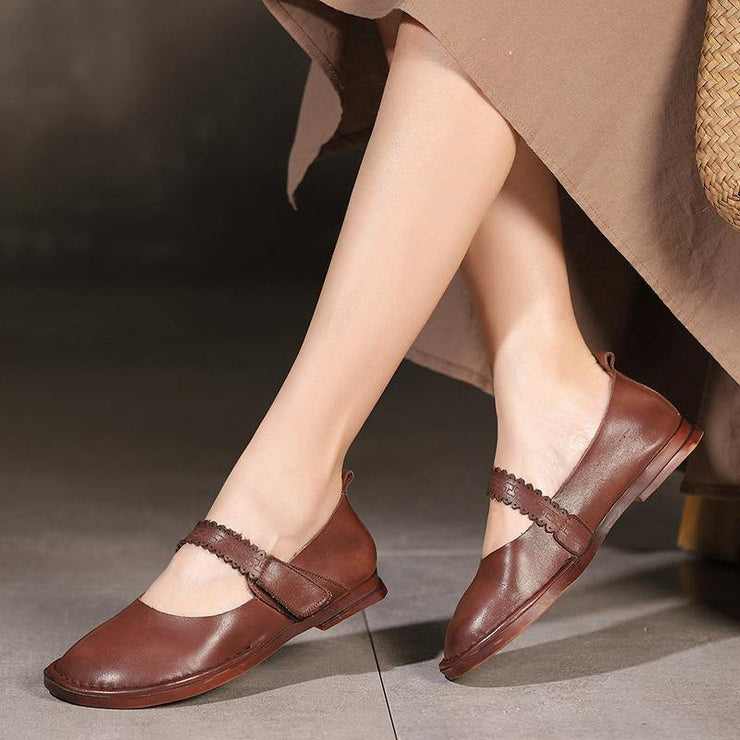 Chocolate Flat Shoes Genuine Leather Fine Embossed Flat Feet Shoes - SooLinen