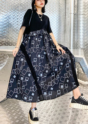 Klassisches, schwarzes, übergroßes Patchwork-Kleid mit O-Ausschnitt und kurzen Ärmeln