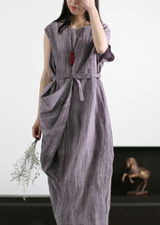 Elegantes, grau-lila, faltiges, asymmetrisches Leinenkleid mit Taillenbund