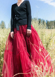 Eleganter Faltenrock aus rotem Cinch-Tüll Frühling