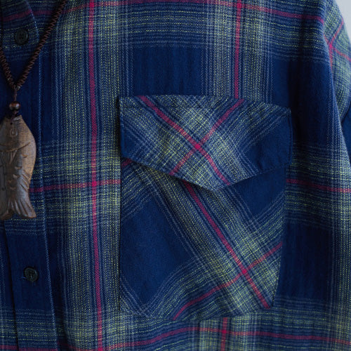 Elegantes blaues kariertes Baumwoll-Leinen-Oberteil für Damen, Modedesign, seitlich geöffnetes tägliches Frühlingsoberteil