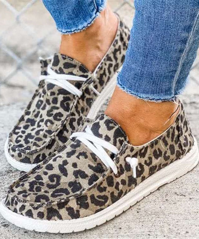 Flache Schuhe mit dunklem Leopardenmuster aus Baumwollstoff Boutique Schnürschuhe für Damen