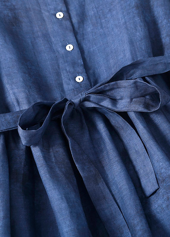 Elegante blaue O-Ausschnitt-Blumendruck-Krawatten-Taillen-Baumwolllange Kleider mit kurzen Ärmeln