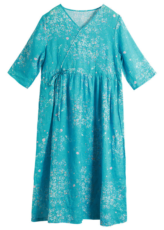 Elegantes blaues Leinenkleid mit V-Ausschnitt, Taillenbund und halbem Ärmel
