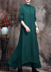 Elegantes grünes asymmetrisches Design mit Stehkragen im Herbst-Strickpulloverkleid