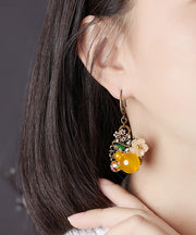 Elegante gelbe Blumen-Kupfer-Tropfen-Ohrringe