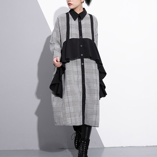 Elegante schwarz-weiß karierte Baumwoll-Kaftane plus Größen-Rüschen-Baumwollkleidungskleid Feine Baumwoll-Kaftane mit Reverskragen