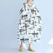 Elegantes weißes Leinenkleid plus Größe asymmetrisches Design gestreifte Baumwollkleider Vintage O-Ausschnitt Leinen-Baumwollkleid