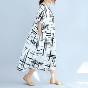 Elegantes weißes Leinenkleid plus Größe asymmetrisches Design gestreifte Baumwollkleider Vintage O-Ausschnitt Leinen-Baumwollkleid