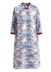 Modisches blaues Stehkragen-Print, zerknittertes, mittleres Kleid mit halben Ärmeln