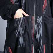 Modischer Mantel mit schwarzem Druck, übergroße Strickjacken mit Stehkragen. Elegante Baggy-Mäntel mit Cinching
