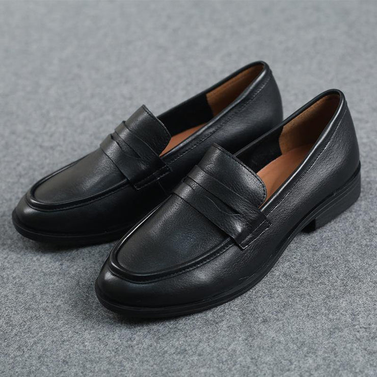 Fine Embossed Flat Shoes Black Cowhide Leather - SooLinen