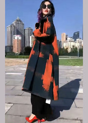 Feine, orangefarbene Woll-Trenchcoats mit lockerem Kreis