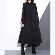 Feines schwarzes langes Kleid aus Seiden-Baumwoll-Mischgewebe, übergroßes Reisekleid mit Stehkragen, Vintage-Taschen, Cinched-Kleider