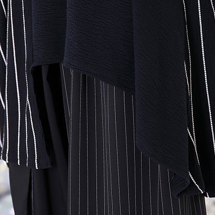 Feine schwarze gestreifte Bluse übergroße O-Ausschnitt lässige asymmetrische Design-Tops
