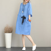 Feines blaues Leinenkleid in Midi-Länge Oversize-Leinenkleidung Kleid feine Taille Kordelzug Armband Ärmel Kniekleider