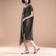 Feines Leinen-Baumwollkleid plus Größenkleidung Kurzarm-Sommer-Freizeitkleid mit hohem Saum