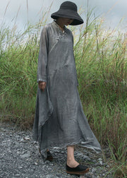Eng anliegendes, langärmliges, asymmetrisches Baumwollkleid mit grauen Knöpfen