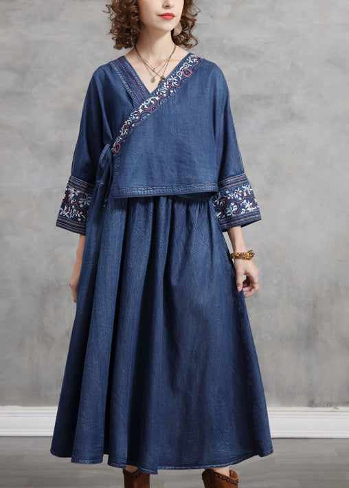 French Blue Cinched V Neck Bestickte Taschen Baumwollkleider mit langen Ärmeln