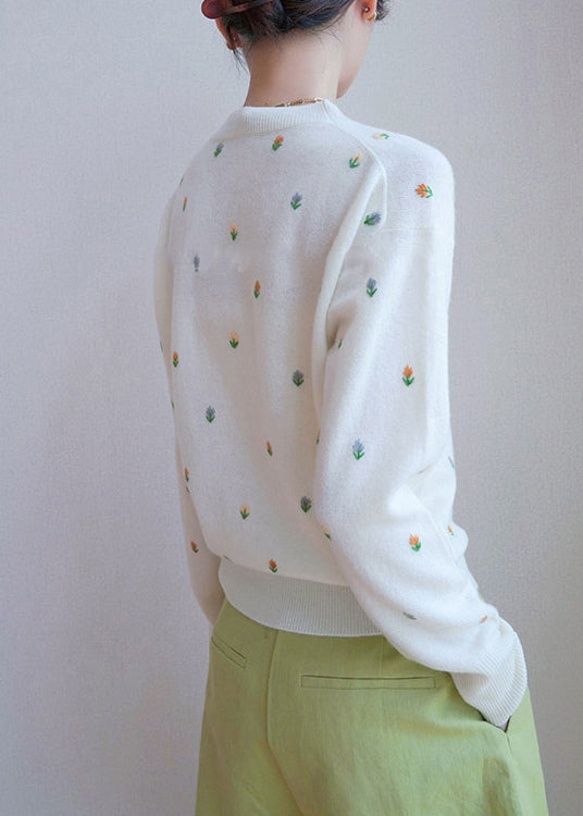 French White O Neck Embroidered Knit Sweater Fall
