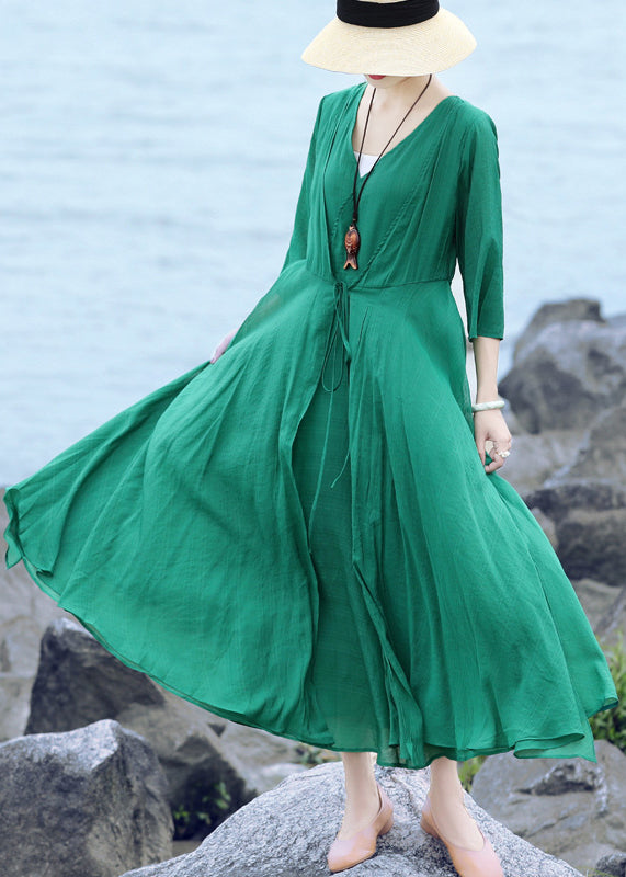 Grünes, originales, mehrlagiges langes Kleid mit Taillenbund und Dreiviertelärmeln