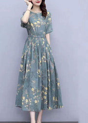 Grau-blaues Baumwoll-Cinch-Kleid mit O-Ausschnitt, Kordelzug und kurzen Ärmeln