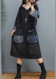 Handgefertigtes schwarzes Kleid mit Kapuzentaschen Frühling