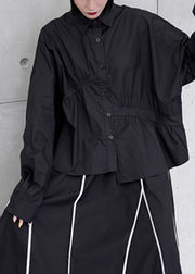 Italienisches schwarzes Peter-Pan-Kragen-Baumwollhemd mit zerknitterten Knöpfen und langen Ärmeln
