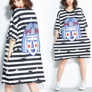 Italienische schwarz-weiß gestreifte Seidenmischkleidung Organic Outfits Baggy Short Sommerkleid mit O-Ausschnitt