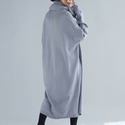 Gestrickter asymmetrischer Pullover mit O-Ausschnitt-Outfit Upcycle graues Fuzzy-Strickoberteil