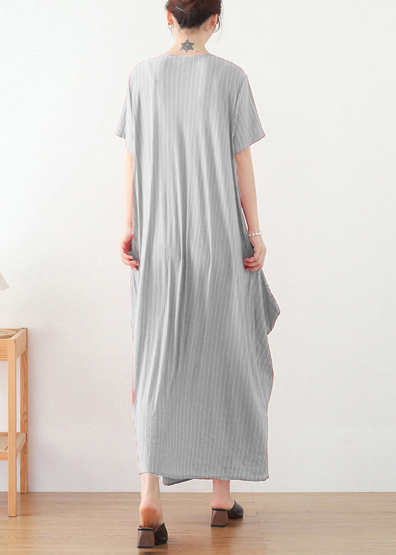 Hellgrau gestreifte lange Kleider aus Baumwolle mit kurzen Ärmeln