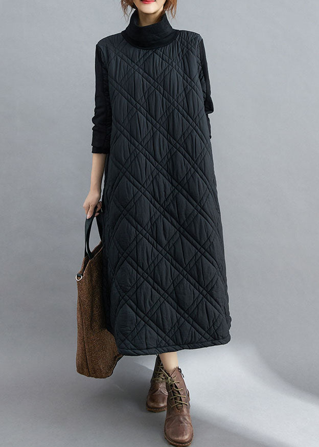 Lockeres schwarzes Rollkragenkleid mit feiner Baumwolle, gefülltes Knöchelkleid Winter