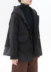 Moderner schwarzer Patchwork-Knopftaschen dicker Kapuzenparka mit langen Ärmeln