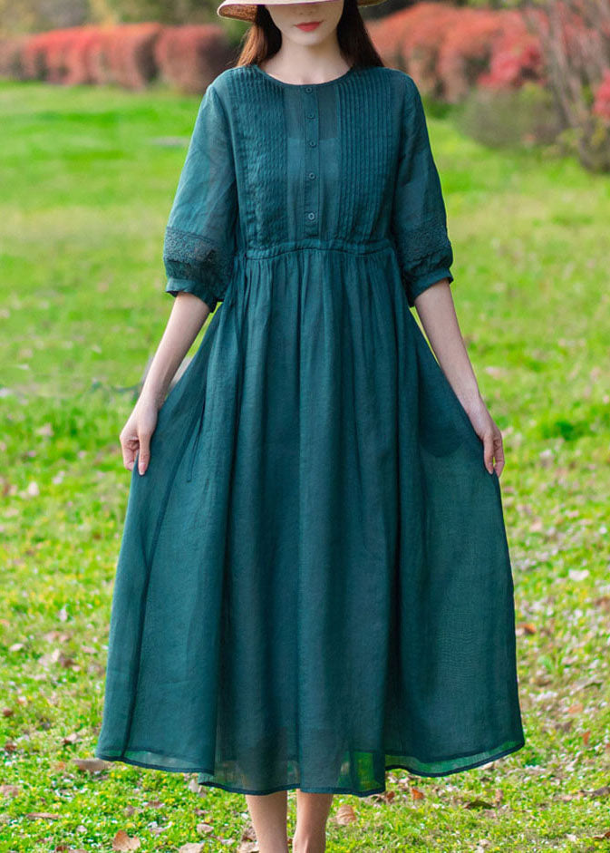 Modernes, grünes, faltiges, einfarbiges Leinen-Cinch-Kleid mit halben Ärmeln und O-Ausschnitt