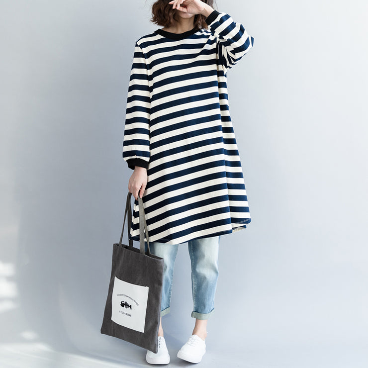 Moderne blau-weiß gestreifte Baumwollkleidung für Frauen Korea Kleider Frühlings-O-Ausschnitt Kleider
