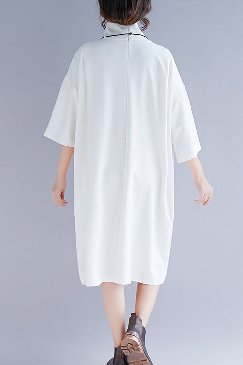 Moderne weiße Strick-Tuniken in Übergröße mit hohem Halsausschnitt Baggy-Frühlingskleid mit halben Ärmeln