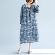 Neues blaues langes Leinenkleid plus Größenkleidung V-Ausschnitt Baggy-Kleider Reisekleidung Vintage Langarm-Taschenkleider
