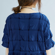 Neue dunkelblaue Baumwollmischkleidung in Übergröße Quadratische Kragentaschen Lässige Halbarmkleider mit großem Saum aus Baumwollmischgewebe