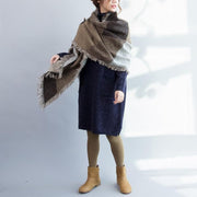 Neue warme, dicke, dunkelblaue Baumwoll-Strickkleider, lockerer, hochgeschlossener Pullover, seitlich offen