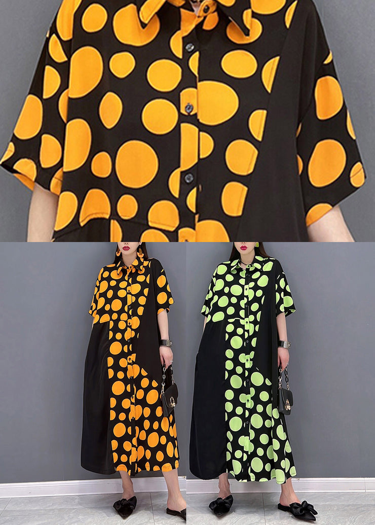 Orangefarbenes Patchwork-Kleid mit halben Ärmeln und Punkten