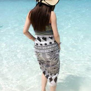 Outdoor sunscreen black white geometric pattern veil beach holiday oversized scarf - SooLinen