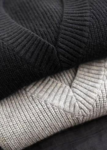Oversized Black Knitted Clothes V Neck Sleeveless Oversized Sweaters - SooLinen