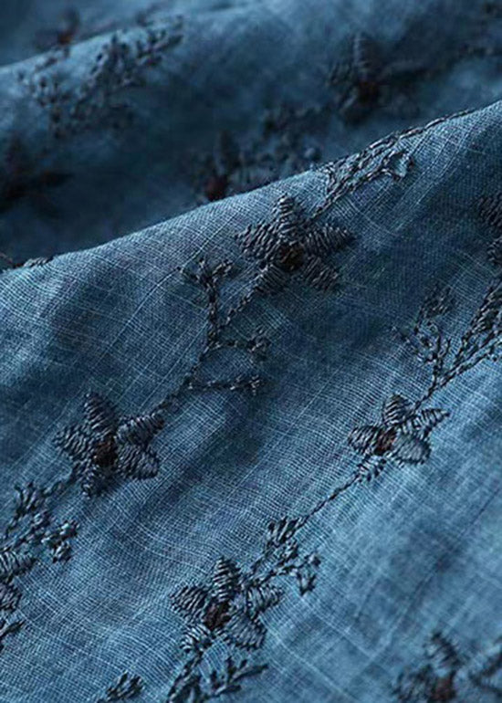 Plus Size Blau O-Ausschnitt besticktes Baumwollkleid mit kurzen Ärmeln