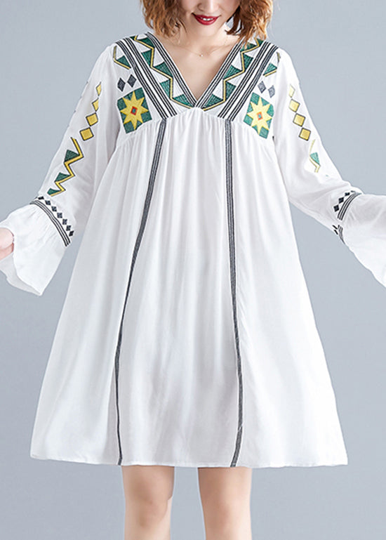 Plus Size White Embroidered Vacation Dress Long Sleeve
