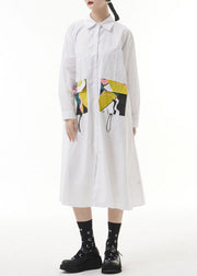 Plus Size Weiß zerknitterte Bubikragentaschen drucken Hemdkleider Frühling