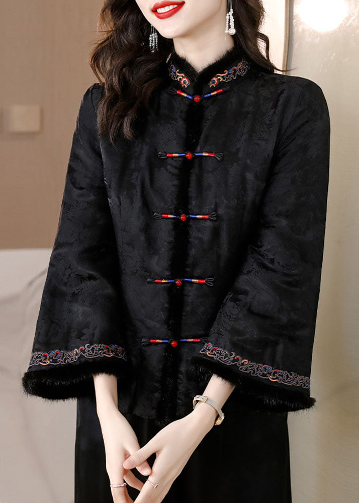 Retro Black Fur Collar Embroidered Button Silk Coats Long Sleeve