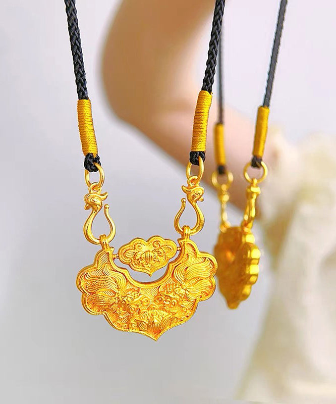 Retro Gold Copper Alloy Pearl Floral Lotus Pendant Necklace
