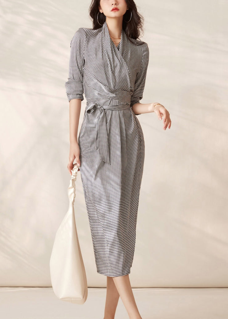 Sexy graue Chiffon-Kleider mit V-Ausschnitt und Plaid-Taille und langen Ärmeln