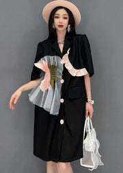 Einfaches, schwarzes, gekerbtes Kragen-Patchwork-Kleid mit Rüschen und kurzen Ärmeln aus Tüll